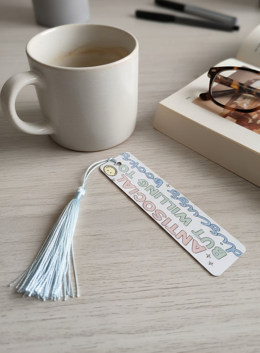 Willing to Discuss Books